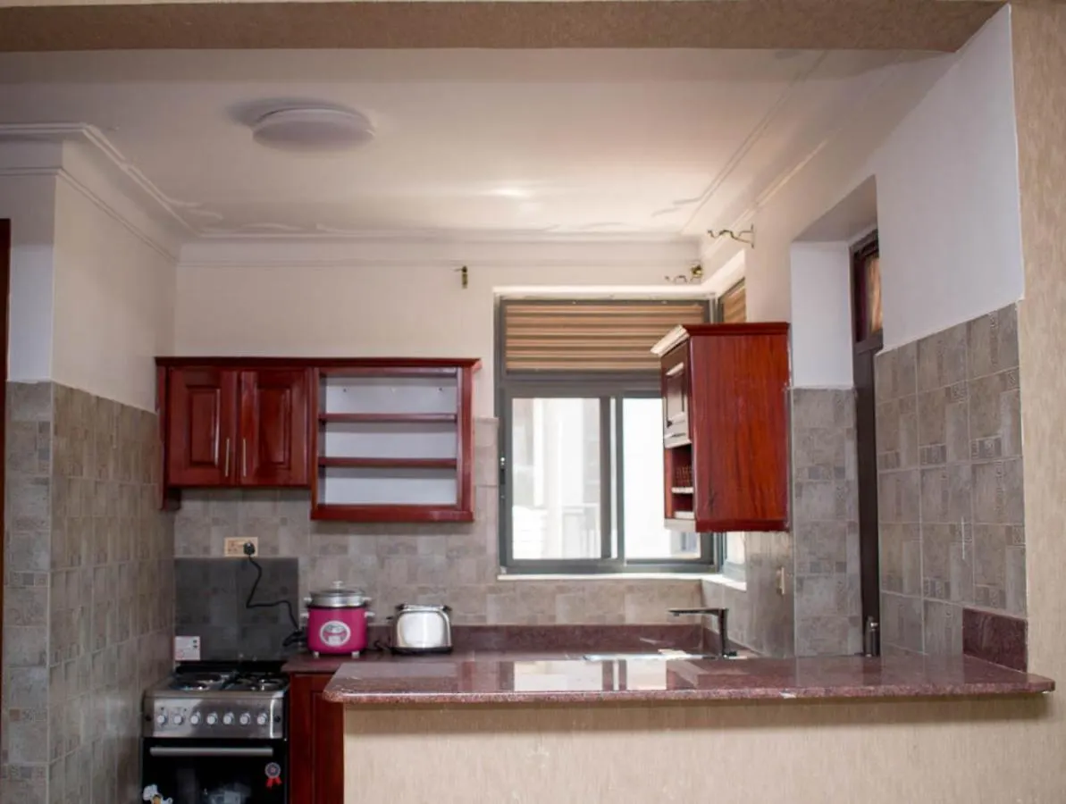 Century Lakeview Apartments - Jinja