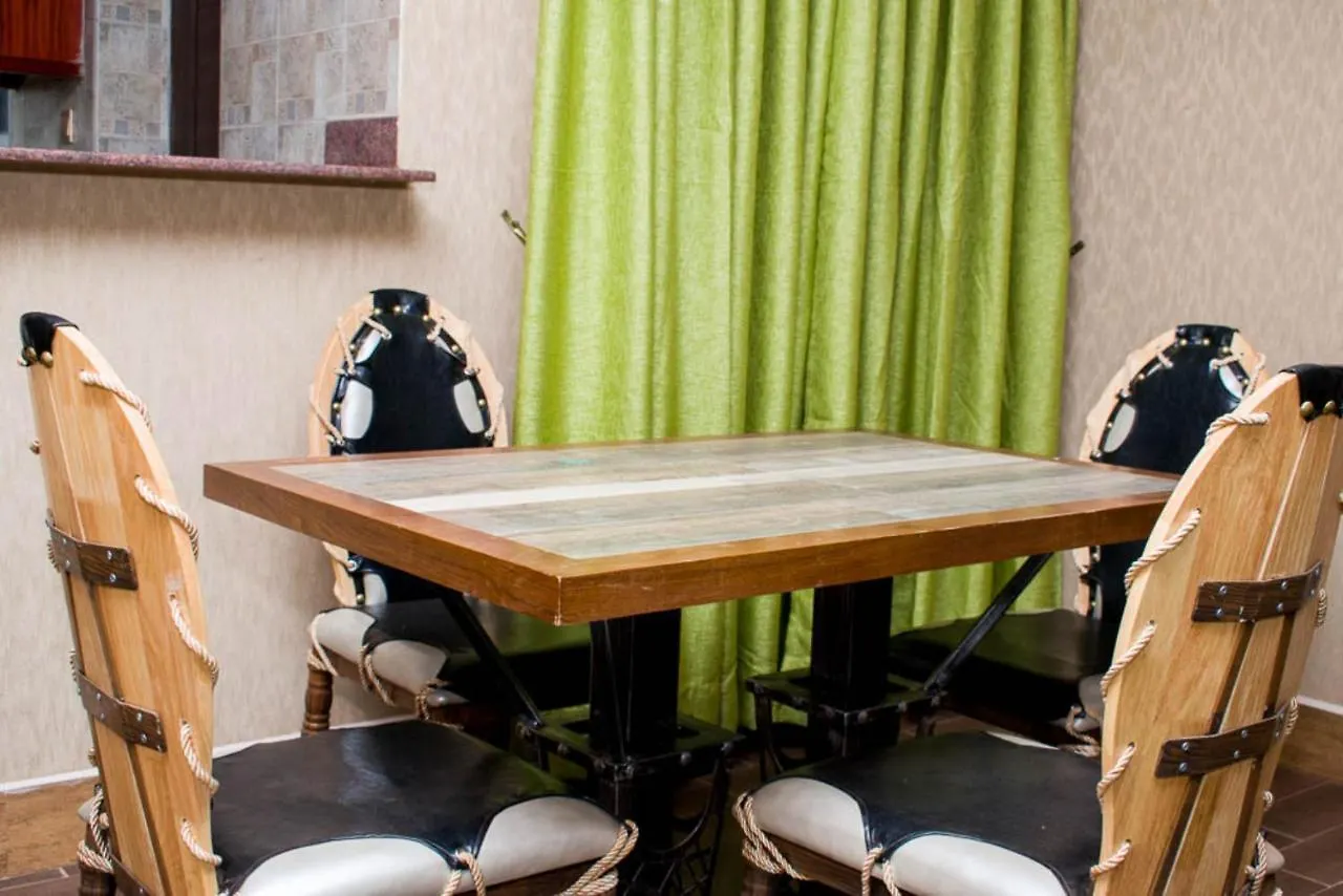 Century Lakeview Apartments - Jinja
